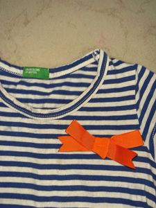 UCB Top with Bow