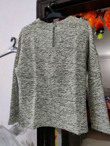 Woolen Loose Pattern Sweater For Women