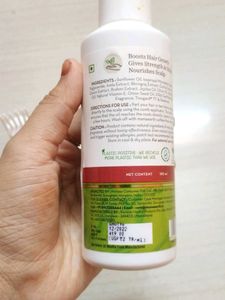 Mamaearth Onion Hair Oil