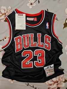 Chicago Bulls Michael Jordan Jersey M