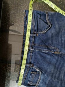 One Leg Rugged Jean