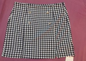 Black and White A-line Skirt With Golden Buttons
