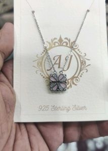 925 Sterling Silver Clover Necklace Wth Hallmark