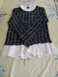 Woollen Top For Girl With Back Zip