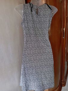 Patterned Sleeveless Dress
