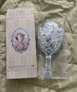 Flower Knows Swan Ballet Hairbrush