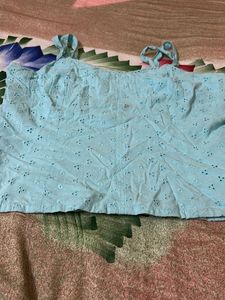 Max Crop Top