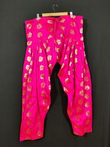 Women Green And Pink Kurti With Pant