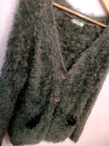 Women's woolen Cardigan
