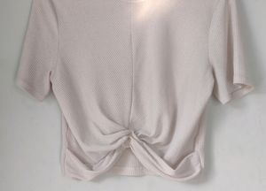 H&amp;M OFF WHITE TOP