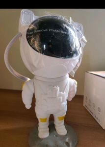 ASTRONAUT GALAXY PROJECTOR