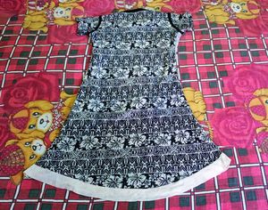 Stylish Black &amp; White Dress