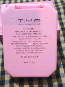 Fashion Make-Up Kit