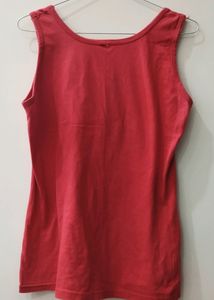 Set Of 2 Sleevless Top