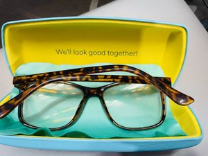 Lenskart Glasses with Box and Free Frame