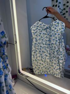 off shoulder dress 1 time wore best quality