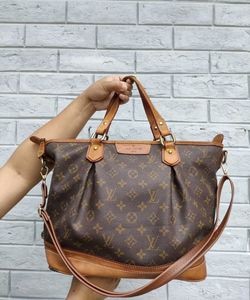 Louis Vuitton Big Size Shoulder Bag