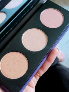 SUGAR CONTOUR DE FORCE HIGHLIGHTER PALETTE