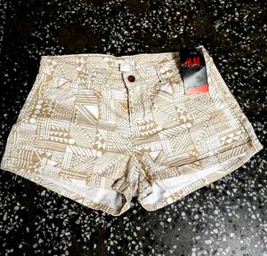 Brand New H&amp;M Geometric Pattern Shorts
