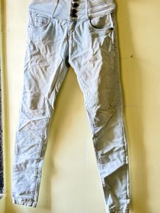 Light Wash Denim Jeans