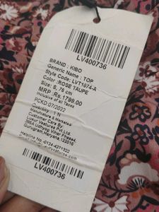 Floral Print Sleeveless Top