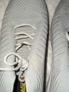 Sports Shoes