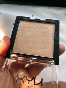 Nyx Compact Powder