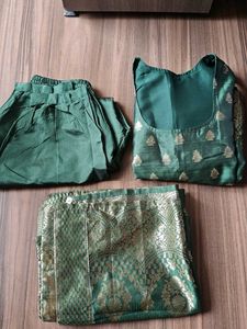 Beautiful Banarsi Suit(Lining)With Dupatta