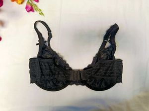 🇳🇿💫❤️ Elegant Black Lace Bra