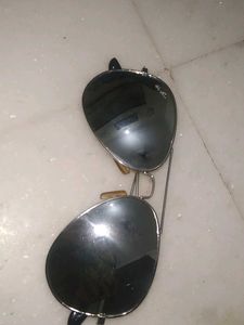 Ray-Ban Aviator Sunglasses