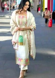 Cream Embroidered Chanderi Silk Pant Suit♥️💖