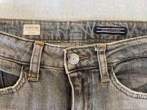 Tommy Hilfiger Gray Wash Denim Jeans