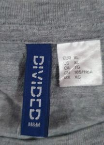 H&amp;M Grey and white Lining T Shirt