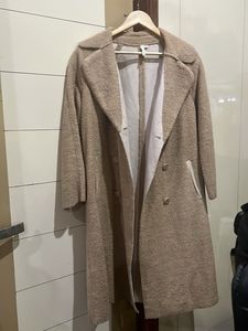 Elegant beige over Coat