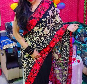 Black Saree