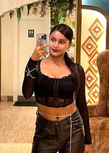 Urbanic black corset top