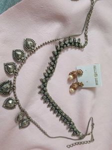 Necklace Set Of Silver &amp; Earring