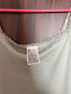 H&amp;M Ribbed Lace Nightsuit - Top &amp; Shorts