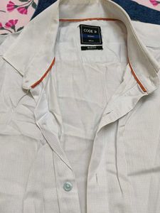 Men&#39;s White Shirt