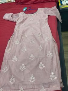 Elegant Pink Embellished Kurti