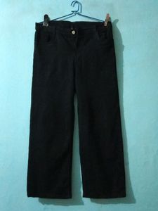 Women Straight Fit Jean's Dark Black