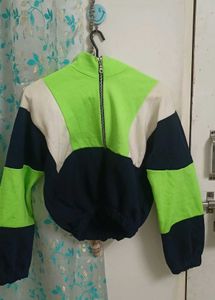 crop sweatshirt