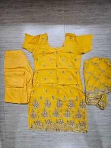 Yellow Embroidered Salwar Kameez