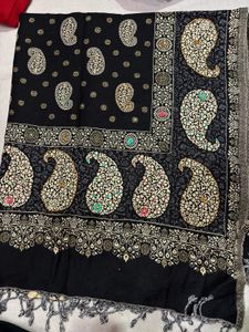 Elegant Pink Paisley Shawl