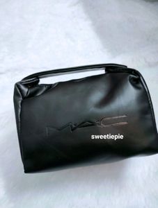 MAC Travel Pouch