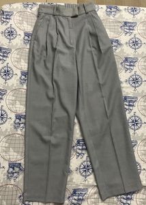 H&amp;M Ankle-Length Trousers