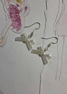 Bow Pearl Earrings