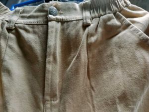 Khaki Cropped Trousers