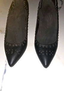 Black Stiletos on Sale