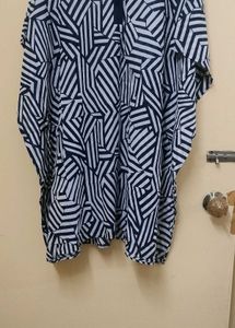 Patterned Tunic Top